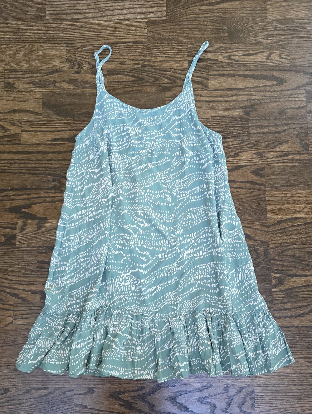 NWT Urban Outfitters Women's Green and Cream Dress Size S